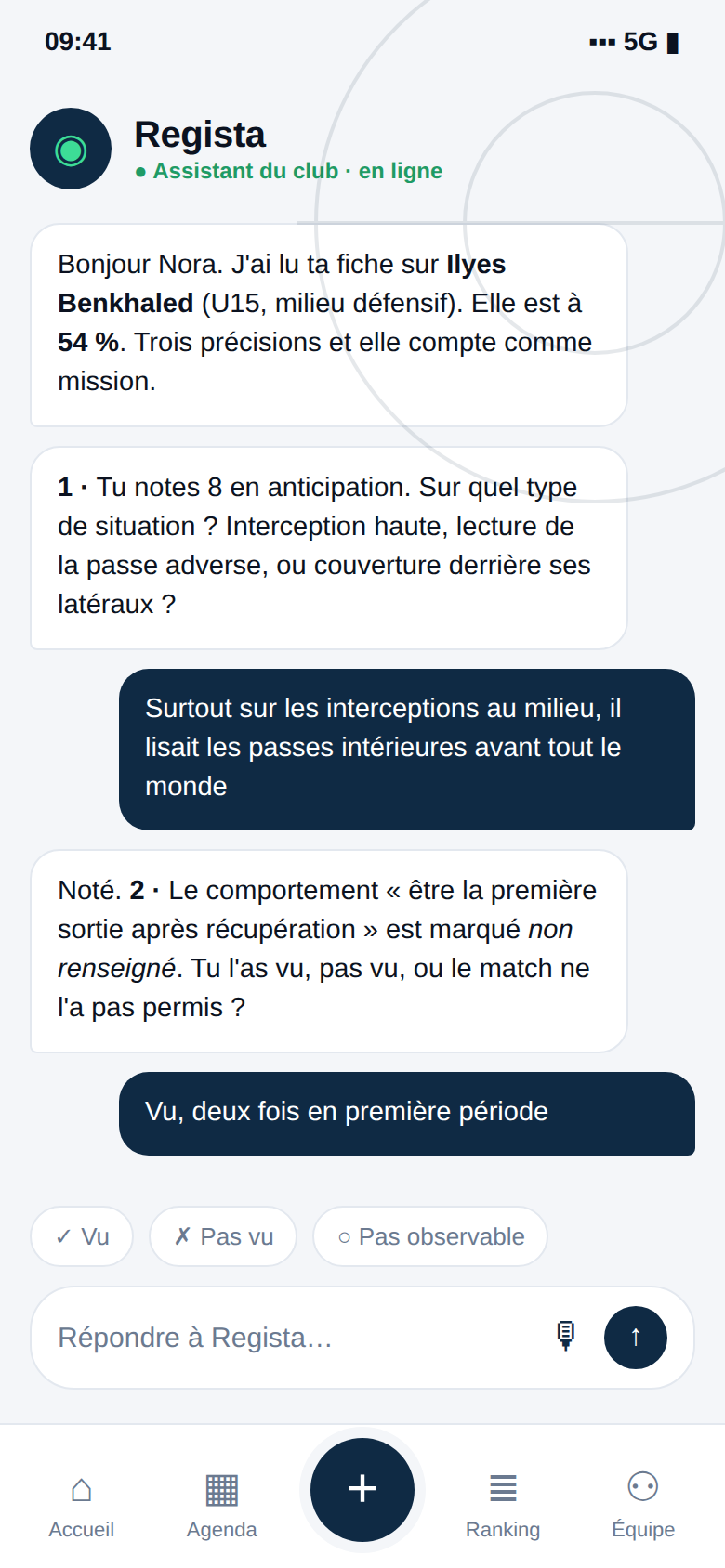 Assistant Regista complétant une fiche d’observation